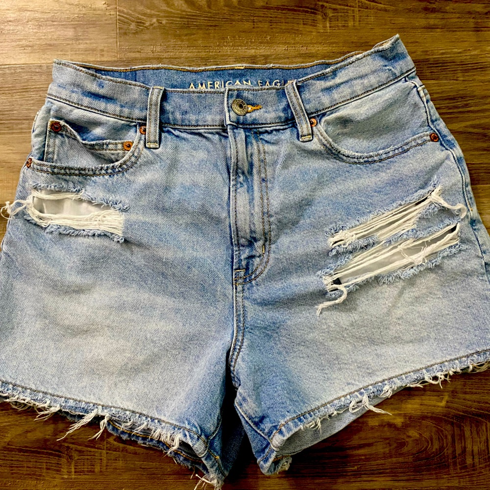 American Eagle shorts in excellent condition